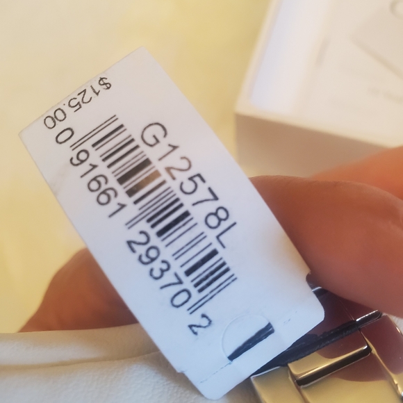 NIB *RARE* GUESS Chill Watch Swarovski stainless - Picture 3 of 4